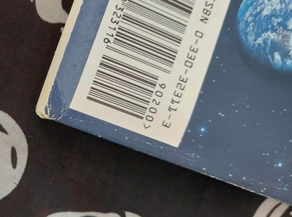 douglas adams mostly harmless hitchhiker's guide book 5 copy 1 (2000)